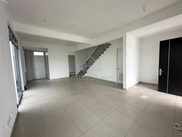 Rare Unit Johor Bahru @ Ruby Hills Double Storey Cluster House 1