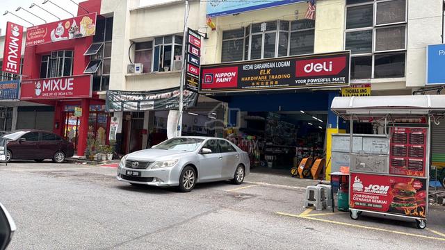 Bandar Pinggiran Subang U5/BM, (Front of Nadayu Apartments), Shah Alam 1