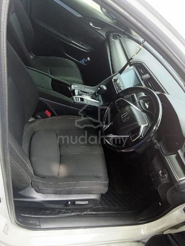 2017 Honda CIVIC 1.8 i-VTEC (A) - 2