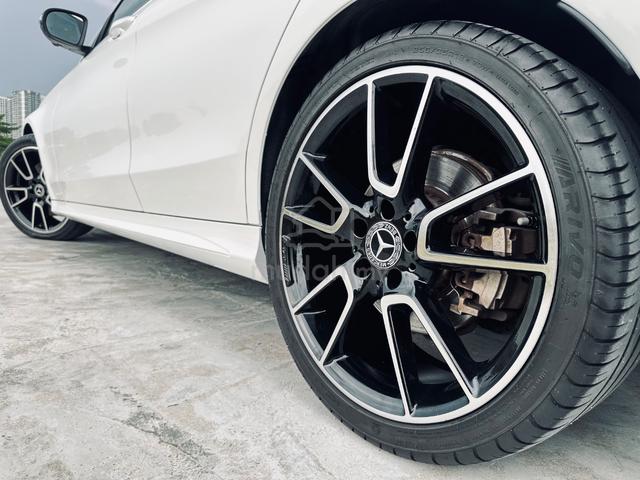 2018 Mercedes Benz C300 2.0 AMG LINE (CKD) (A) - 4
