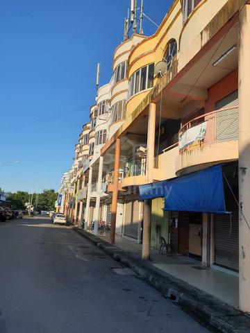 3 Storey Shop High Demand Donggongon | Tenanted 1