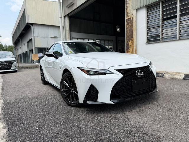2022 Lexus IS300 2.0 F-SPORT MODE GLITTER TIP TOP - 1