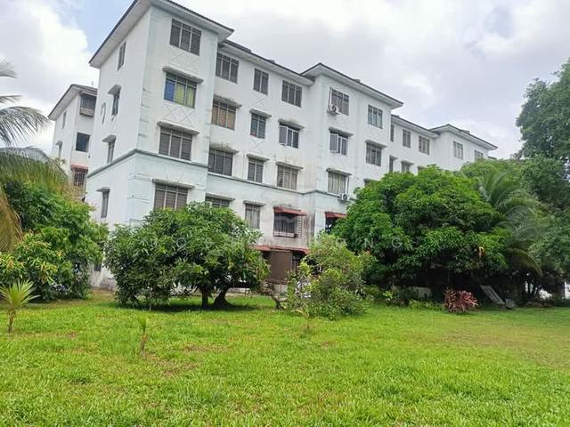 Dahlia Apartment (Putra Perdana) 1