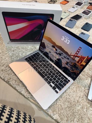 MacBook Pro 13inch silver - photo 2 of 4