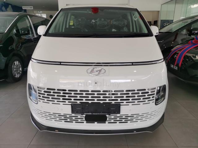 2025 Hyundai Staria only - 2