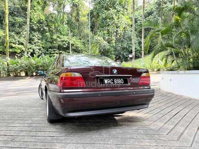 Bmw 728i E38 - 5