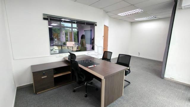 Molek Triple Storey Shoplot 2nd floor FOR RENT 1