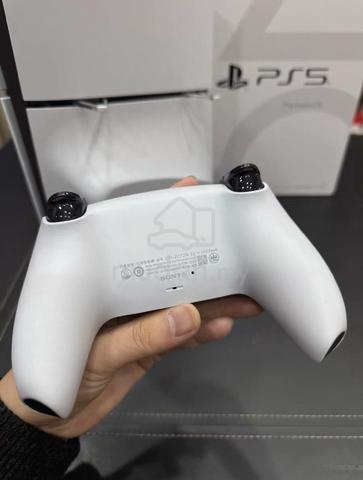 Sony PS5 Slim 1TB - photo 4 of 6