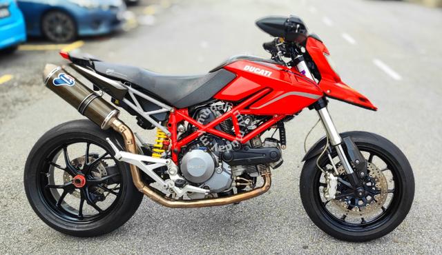 Trải nghiệm Ducati Hypermotard 796 Gọn gàng dễ lái và tốn 450 triệu