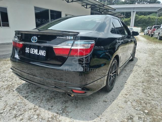 2015 Toyota Camry 2.5 Hybrid , ONE Owner only - 3