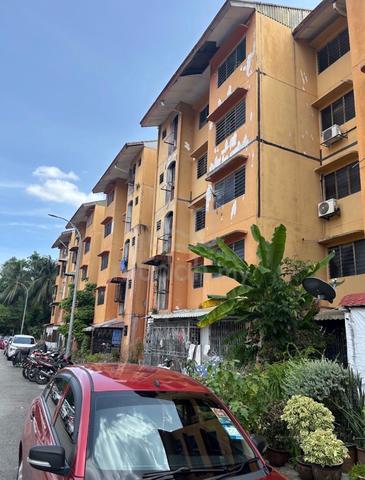Flat PKNS Seksyen 8 Shah Alam 1