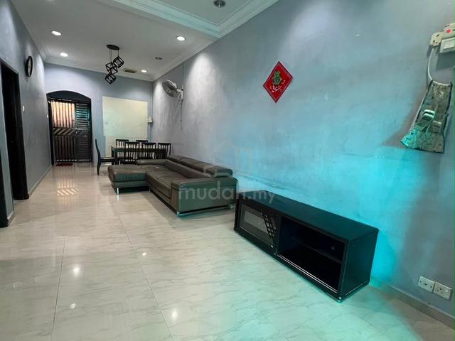 Nusa bestari 2, 1 storey house, good location and condition, C.H.E.A.P 1
