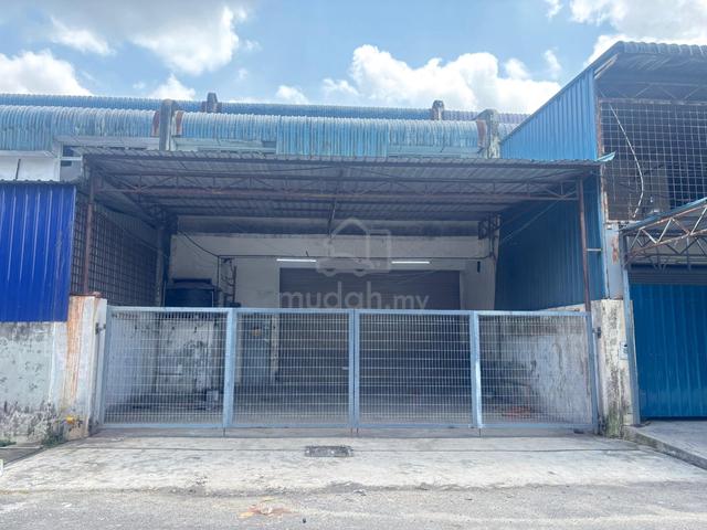 Small Terrace Factory located MUAR, BAKRI 1
