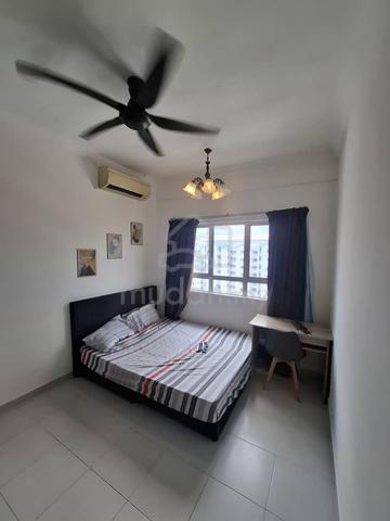 Suria Jelatek Residence Master Room For Rent-Mixed Gender Only 1