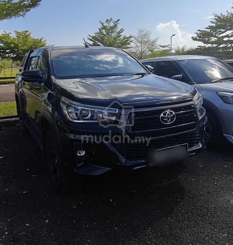 2019 Toyota HILUX 2.8 BLACK EDITION (A) - 2