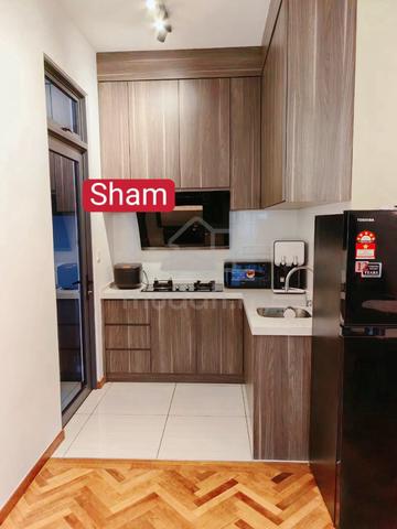 Queens Residences Q1 @ Queens Waterfront 1