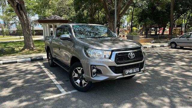 2019 Toyota HILUX D/C 2.4 L EDITION (A) - 1
