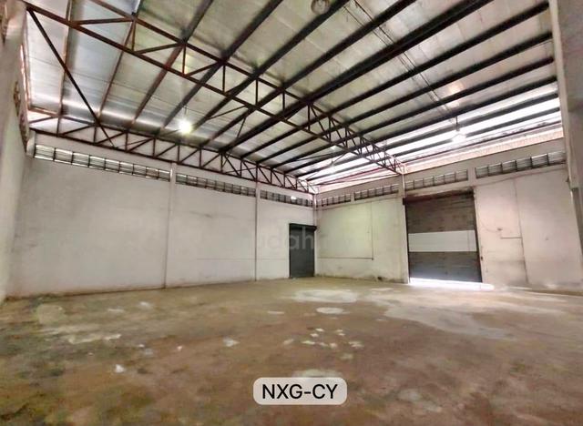 Klang Utama 2 Storey Semi-D Factory Warehouse - For Rent 1