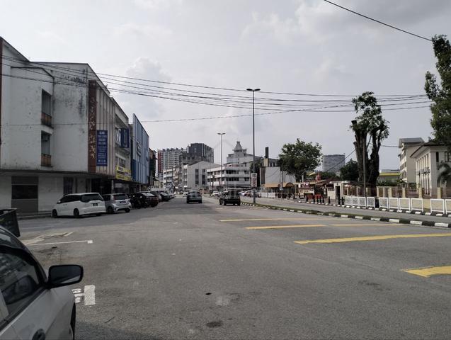Double Storey Shoplot For Rent  (Opposite MGS) / 1980 sqft 5