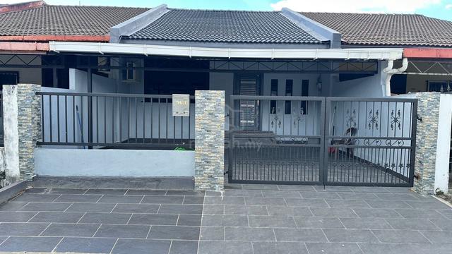 Tabuan Laru Single Storey Intermediate House For Rent 1