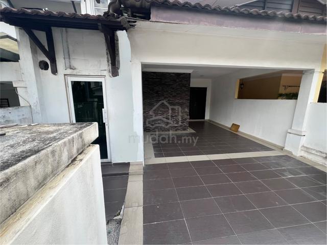 FOR SALE 2sty INTERMEDIATE Lot KOTA EMERALD 22x75 MV700K FULL LOAN 1