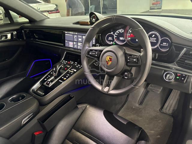 2019 Porsche PANAMERA 3.0 (A) - 5