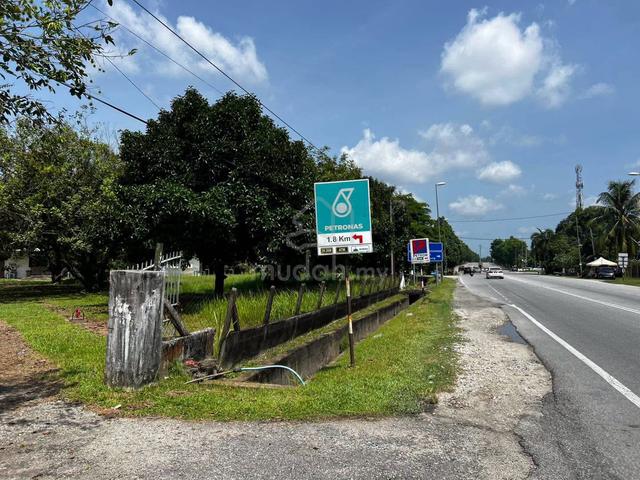 Tanah 1.2ekar tepi Jalan Utama Kg Mak Kemas,Bukit Payong 1