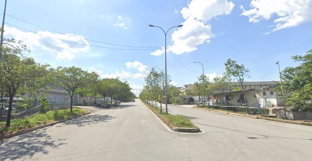 Freehold Land For Sell, Nilai facing Main Road 1