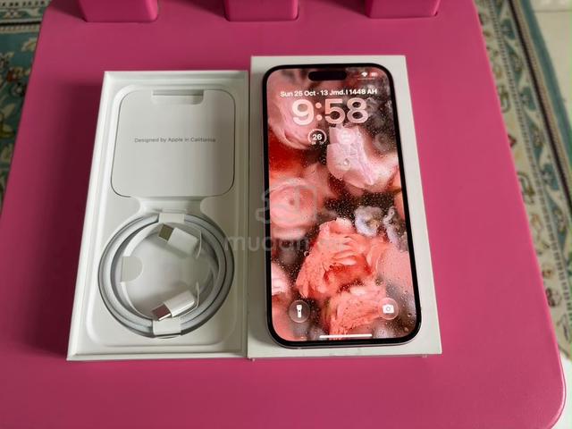 Iphone 15 256gb - photo 2 of 6