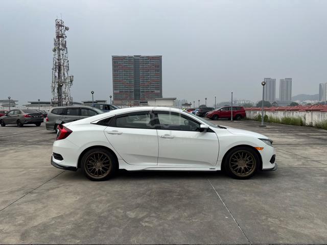 2016 Honda CIVIC 1.5 TC (A)NICE CAR - 3