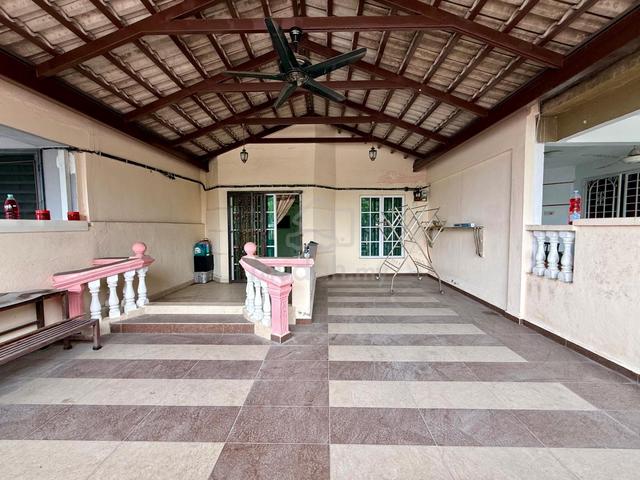 RENOVATED! 2 Storey Terrace Impian Setia, Saujana Impian, Kajang 1