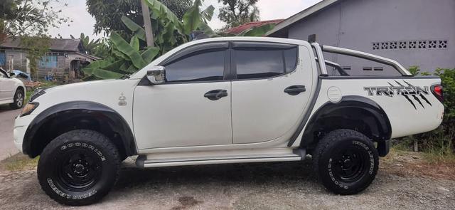 2013 Mitsubishi TRITON 2.5 KB4TGJRXZR FACELIFT (M) - 4