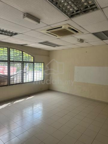 For Rent-Shop Lot Tingkat-1 Pusat Perniagaan Putra, Kelang Lama 1