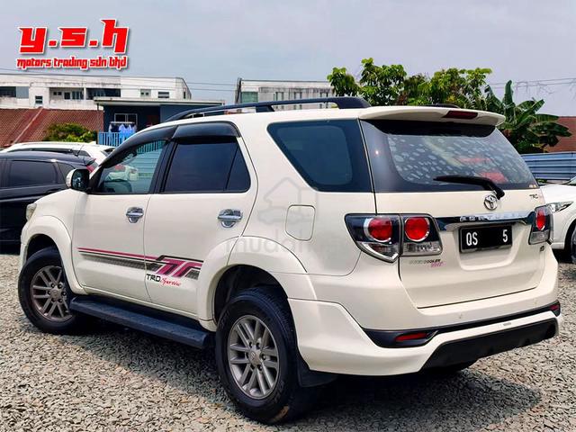 2015 Toyota FORTUNER 2.5 G TRD SPORTIVO KUN50R (A) - 2