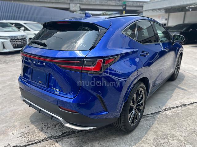 2021 Lexus NX350 2.4 F-Sport AWD Panoramic Roof - 4