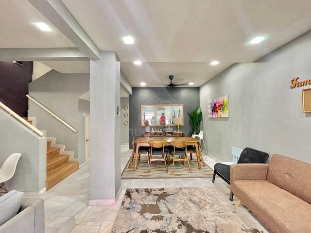 Rumah Teres CANTIK di Jalan Mimbar U8 Bukit Jelutong 1