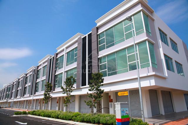 Shop for RENT at Medini Iskandar Puteri 1