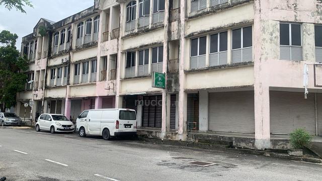 (WHOLE 5 UNITS 3STRY) Shoplot at Taman Machang Bubok, Bukit Mertajam 1
