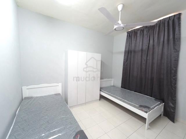 BILIK Murah|FREE DEPOSIT|FREE WIFI|Sri Astana Apartment|Perempuan | 1