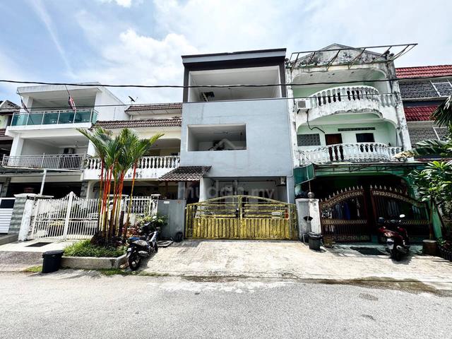 3 Storey Terrace Taman Kencana Cheras KL 1