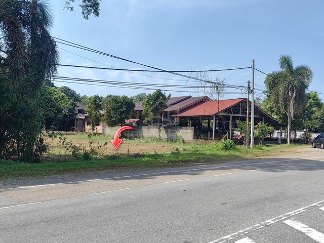 Tanah LOT SUKU EKAR GRED A TEPI JALAN BESAR KG TELAGA KUALA BERANG 1