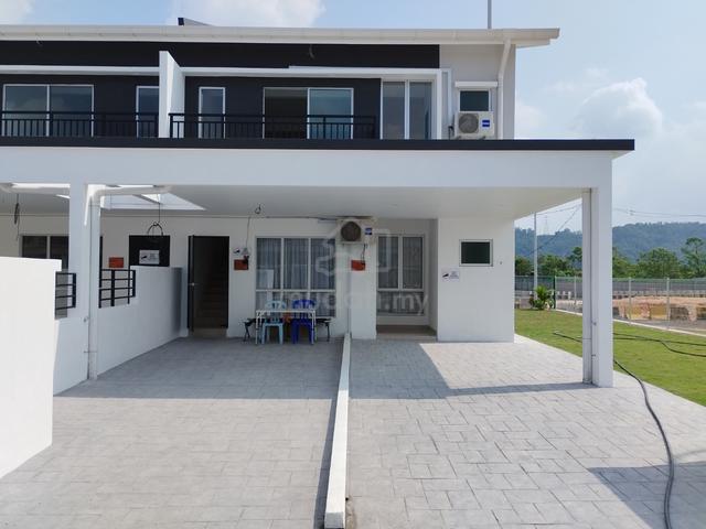 Seremban Newly Completed Townhouse ready to move in Freehold Guarded 1