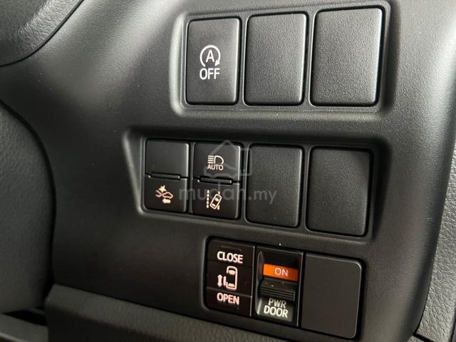 2019 Toyota VOXY 2.0 X FACELIFT NAPPA LEATHER SEAT - 3