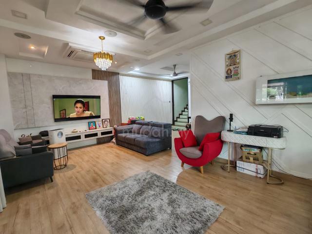 Jln jasa Rini hills tmn mutiara rini 4bed 4bath fully furnish for rent 1