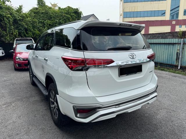 2017 Toyota FORTUNER 2.7 SRZ 4X4 2TR-FE (A) - 3