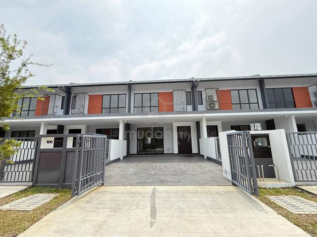 2 STOREY TERRACE CASIRA 3 @ Bandar Bukit Raja, Klang 1