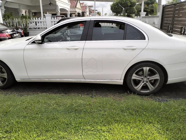 2017 Mercedes Benz E200 AVANTGARDE (CKD) 2.0 (A) - 4