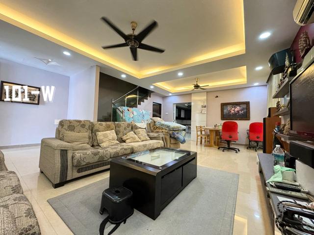 Below Market Reno Fully Furnished Corner Semi-D Aman Perdana Klang 1