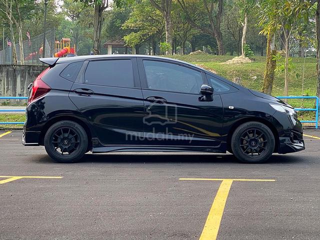 Honda JAZZ 1.5 GK5 ( LOAN BANK / KEDAI IC SAHAJA ) - 5