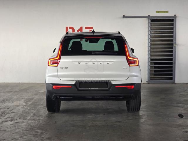 2022 Volvo XC40 1.5 RECHARGE T5 R-DESIGN POLESTAR - 4